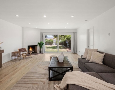12801 Friar Street - Photo Thumbnail 6