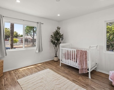12801 Friar Street - Photo Thumbnail 25