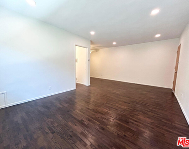 1146 N Formosa Avenue - Photo Thumbnail 1