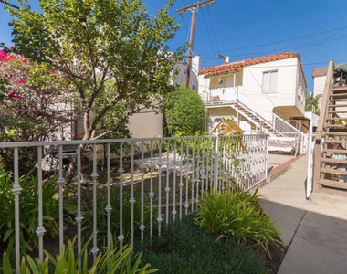 10771 Massachusetts Avenue - Photo Thumbnail 8