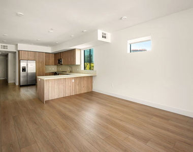 3651 Regal Place - Photo Thumbnail 20