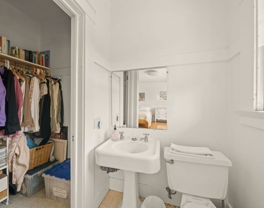 801 N Rodeo Drive - Photo Thumbnail 37