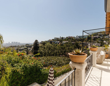 8706 Sunset Plaza Place - Photo Thumbnail 21