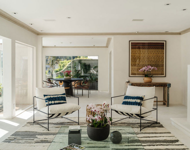 8706 Sunset Plaza Place - Photo Thumbnail 6