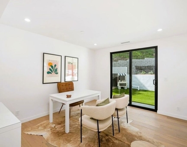 4545 Balboa Avenue - Photo Thumbnail 17
