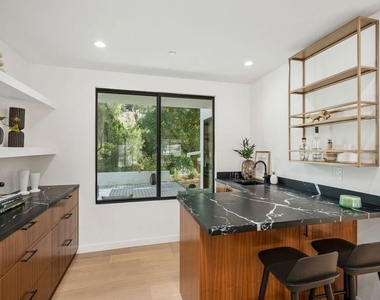 4545 Balboa Avenue - Photo Thumbnail 10