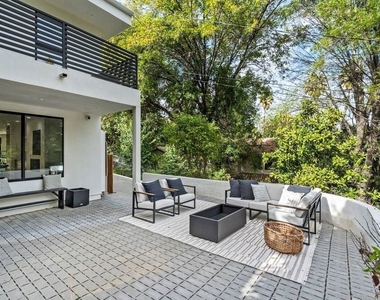4545 Balboa Avenue - Photo Thumbnail 47