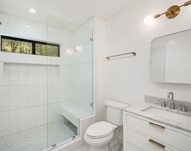 4545 Balboa Avenue - Photo Thumbnail 36