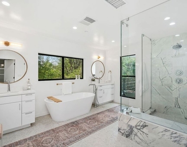 4545 Balboa Avenue - Photo Thumbnail 30