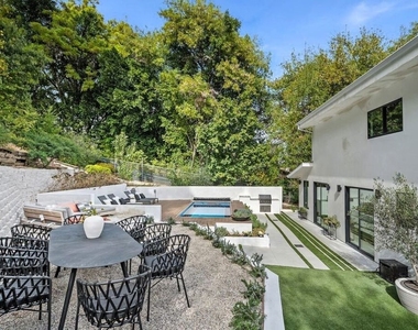 4545 Balboa Avenue - Photo Thumbnail 43