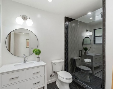 4545 Balboa Avenue - Photo Thumbnail 18