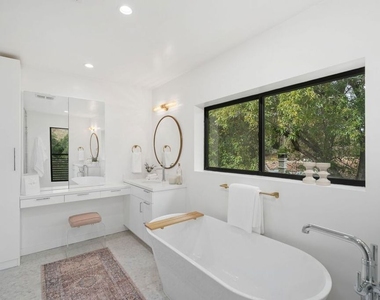 4545 Balboa Avenue - Photo Thumbnail 31