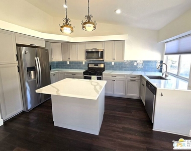 79170 Diane Drive - Photo Thumbnail 2