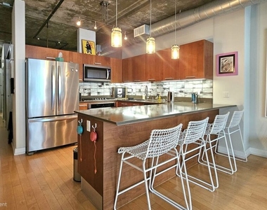 645 W 9th Street - Photo Thumbnail 1