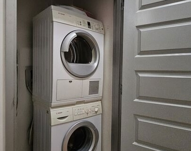 645 W 9th Street - Photo Thumbnail 7