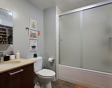 645 W 9th Street - Photo Thumbnail 3