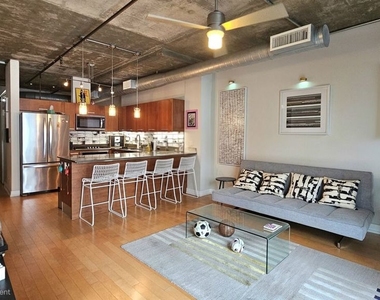 645 W 9th Street - Photo Thumbnail 11