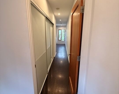 4248 Lexington Avenue - Photo Thumbnail 21