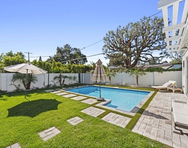 5057 Biloxi Avenue - Photo Thumbnail 13