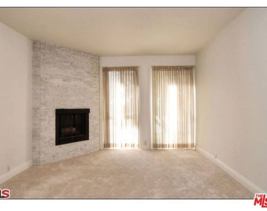 318 N Maple Drive - Photo Thumbnail 14