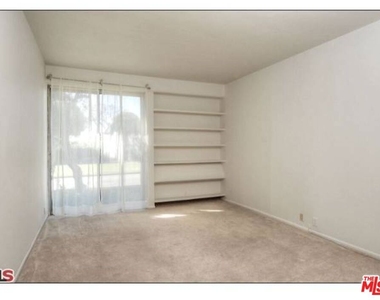 318 N Maple Drive - Photo Thumbnail 19