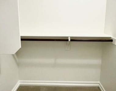 629 Traction Avenue - Photo Thumbnail 24