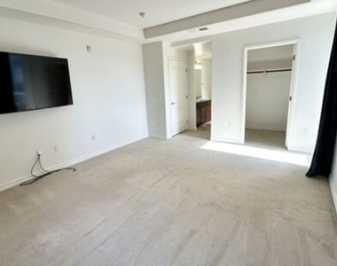 629 Traction Avenue - Photo Thumbnail 27