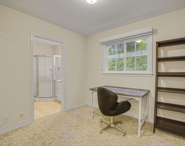 3690 Crownridge Drive - Photo Thumbnail 27
