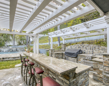 3690 Crownridge Drive - Photo Thumbnail 8