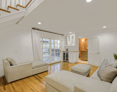 3690 Crownridge Drive - Photo Thumbnail 21