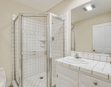 3690 Crownridge Drive - Photo Thumbnail 28