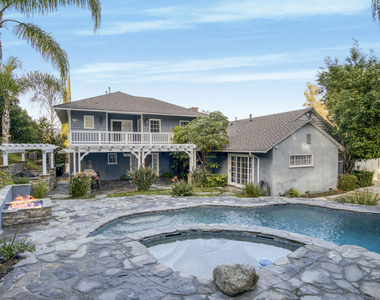 3690 Crownridge Drive - Photo Thumbnail 11