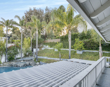 3690 Crownridge Drive - Photo Thumbnail 42