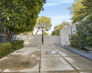 3690 Crownridge Drive - Photo Thumbnail 14