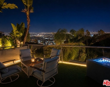 8380 Hollywood - Photo Thumbnail 20