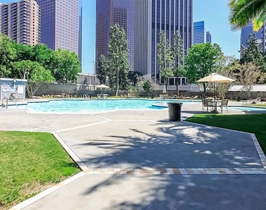 800 W 1st Street - Photo Thumbnail 22