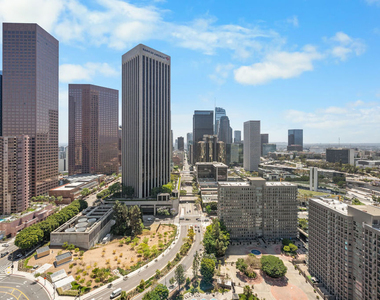 800 W 1st Street - Photo Thumbnail 16