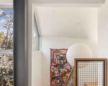 1407 Oak Street - Photo Thumbnail 16