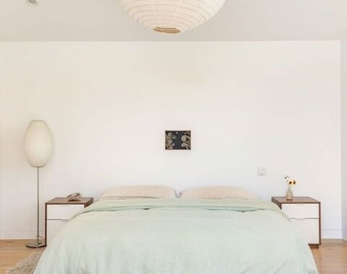 1407 Oak Street - Photo Thumbnail 20