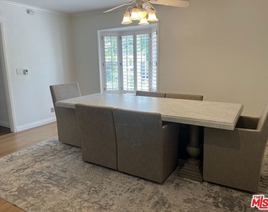 5819 Fairhaven Avenue - Photo Thumbnail 3