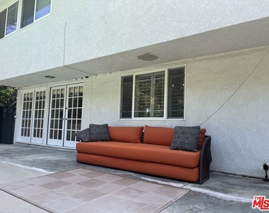 5819 Fairhaven Avenue - Photo Thumbnail 11