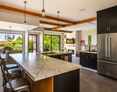3606 Berry Drive - Photo Thumbnail 9