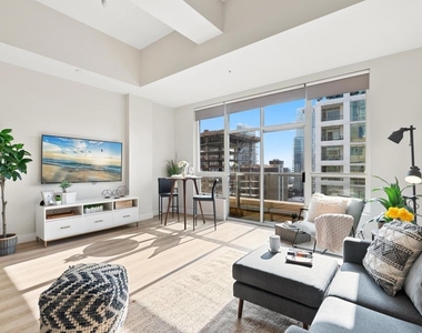 350 W Ash Street W - Photo Thumbnail 36