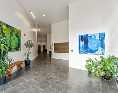 350 W Ash Street W - Photo Thumbnail 40