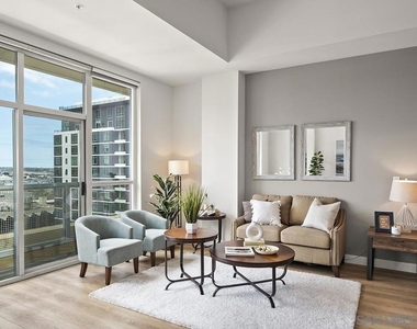 350 W Ash Street W - Photo Thumbnail 10