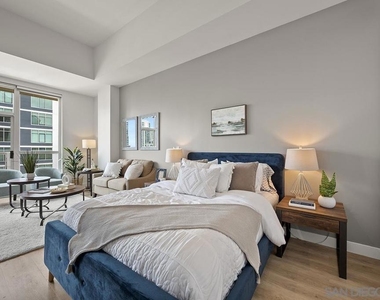 350 W Ash Street W - Photo Thumbnail 14