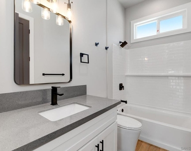 5432 Churchward - Photo Thumbnail 16