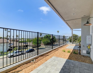 5432 Churchward - Photo Thumbnail 25