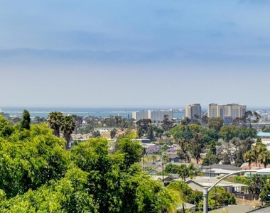 5432 Churchward - Photo Thumbnail 11