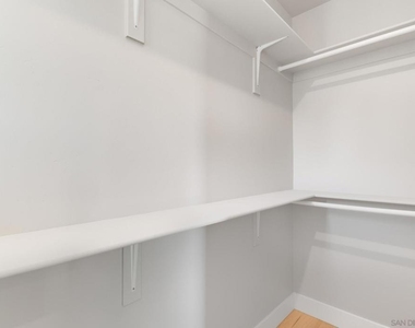5432 Churchward - Photo Thumbnail 24